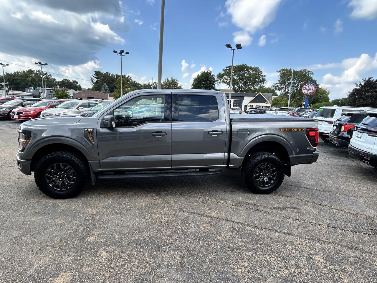 Ford F-150 Tremor 4WD SuperCrew 5.5' Box 2025