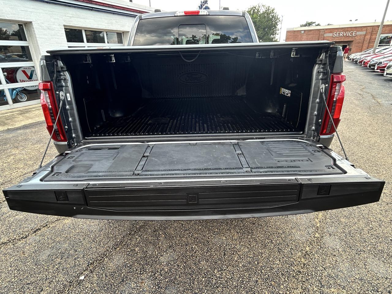 Ford F-150 Tremor 4WD SuperCrew 5.5' Box 2025
