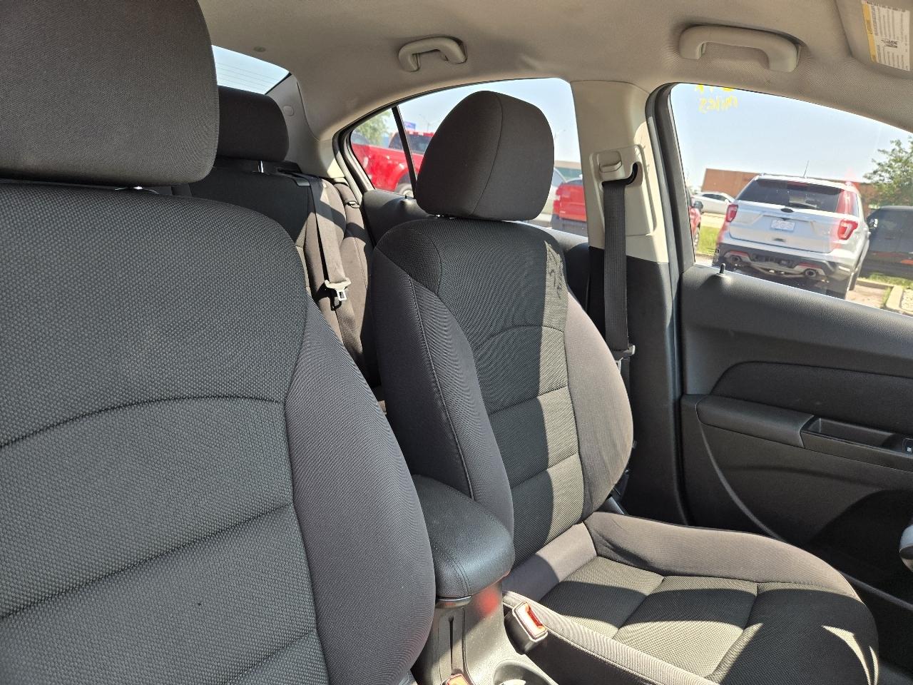 Chevrolet Cruze 4dr Sdn Auto 1LT 2013
