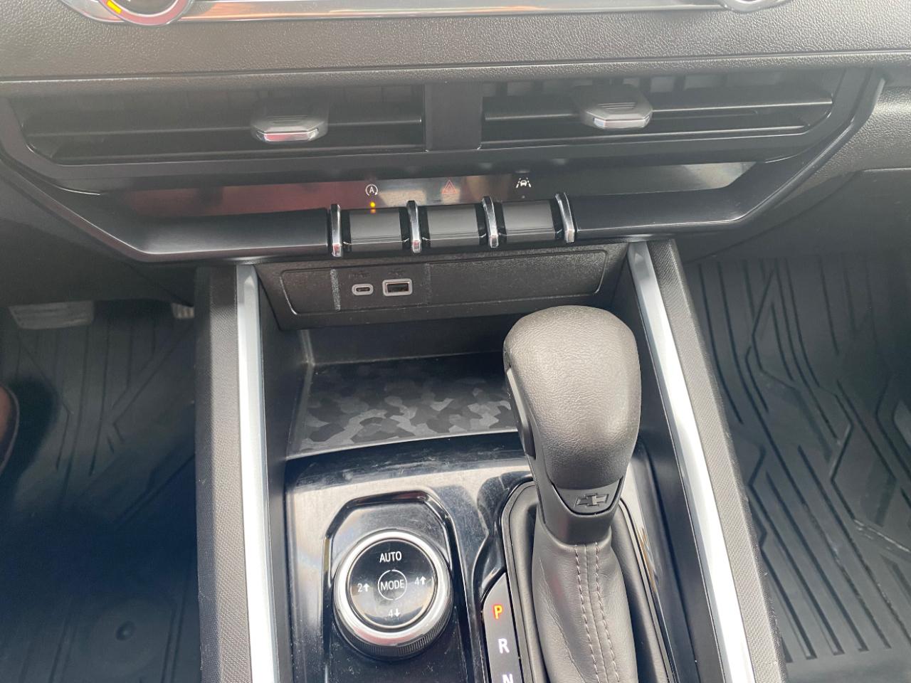 Chevrolet Colorado 4WD Crew Cab Trail Boss 2023