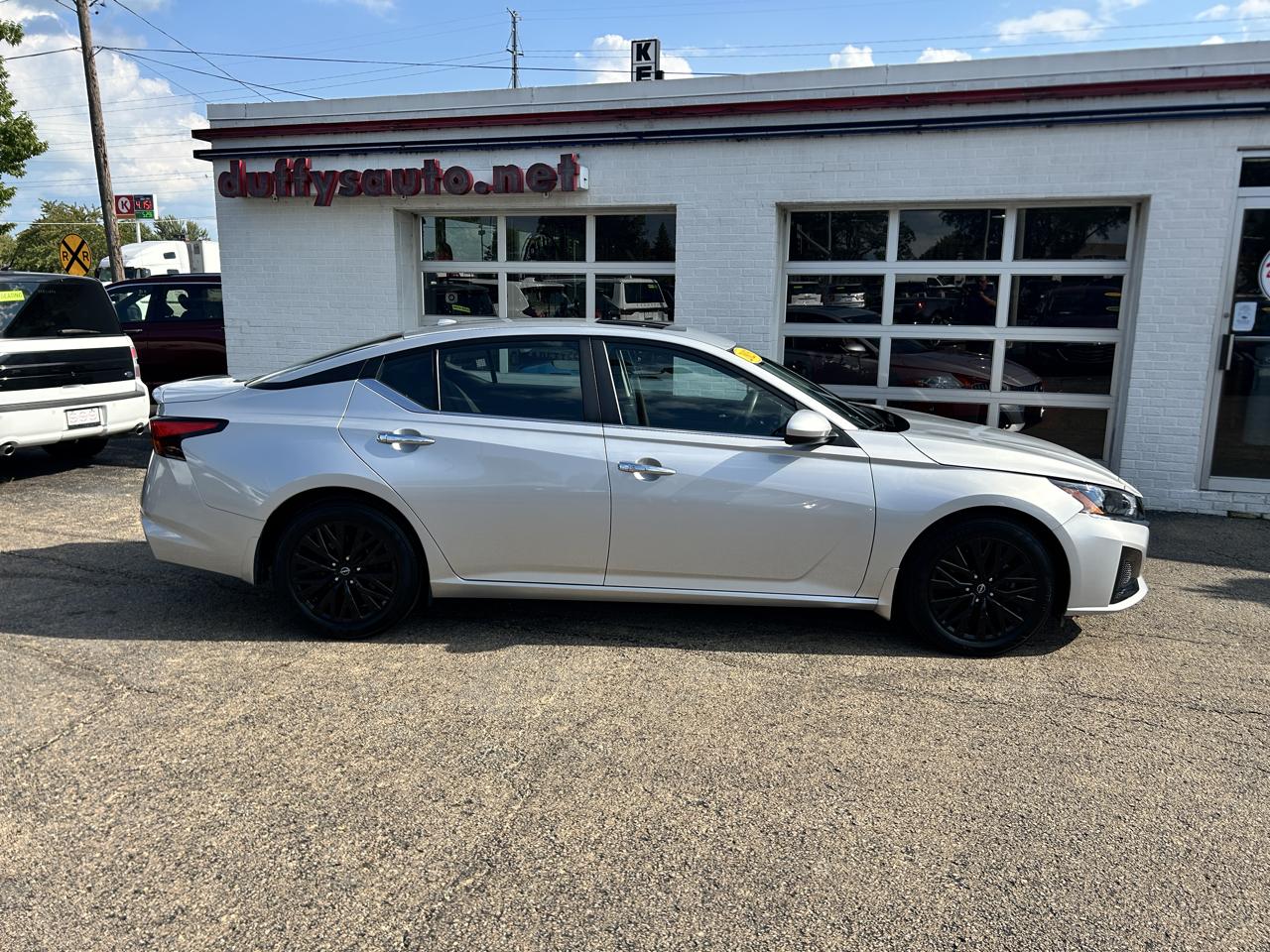 Nissan Altima SV FWD 2025