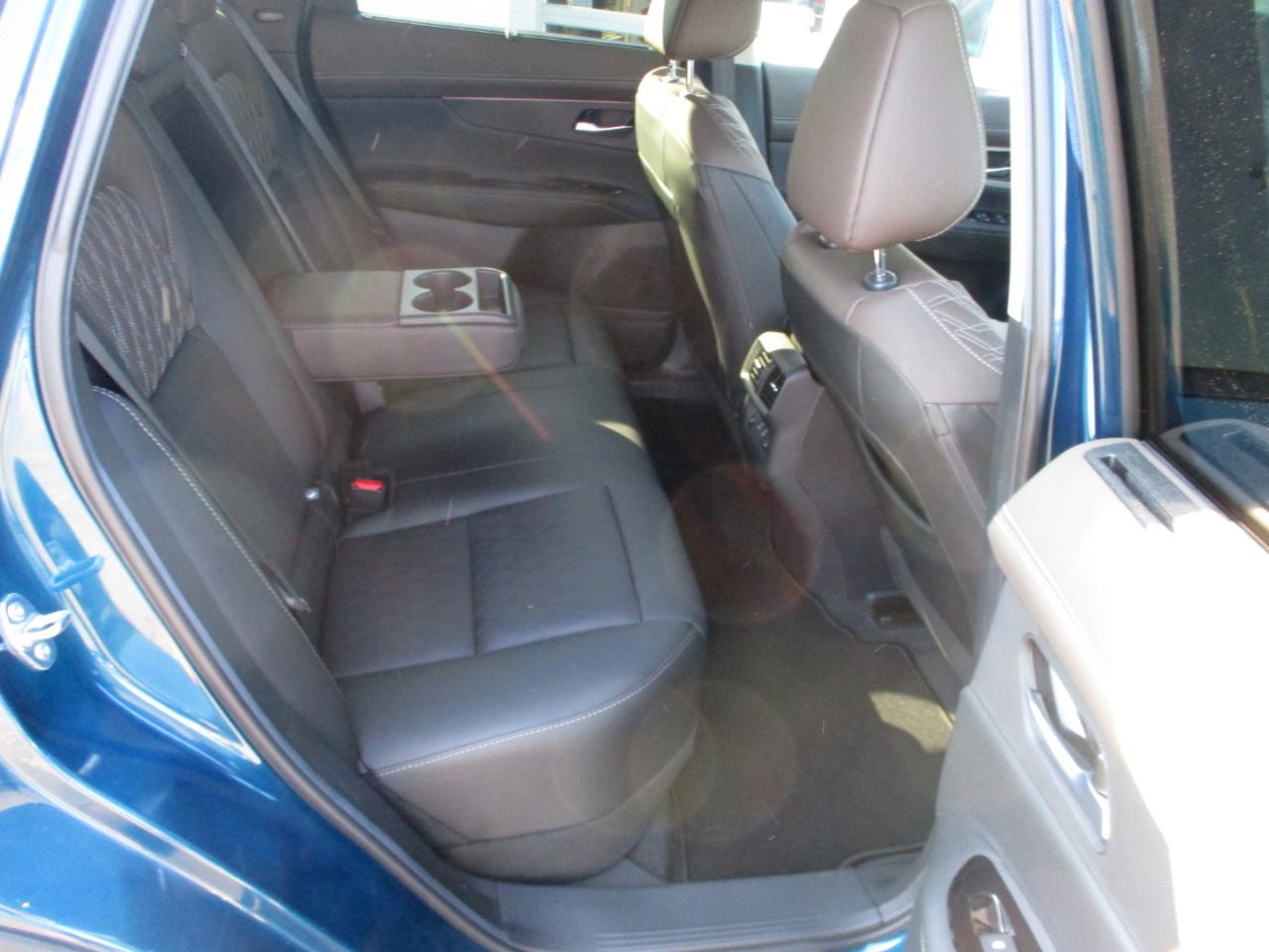 Nissan Murano AWD Platinum *Ltd Avail* 2026