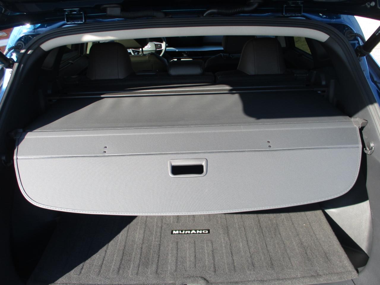 Nissan Murano AWD Platinum *Ltd Avail* 2026