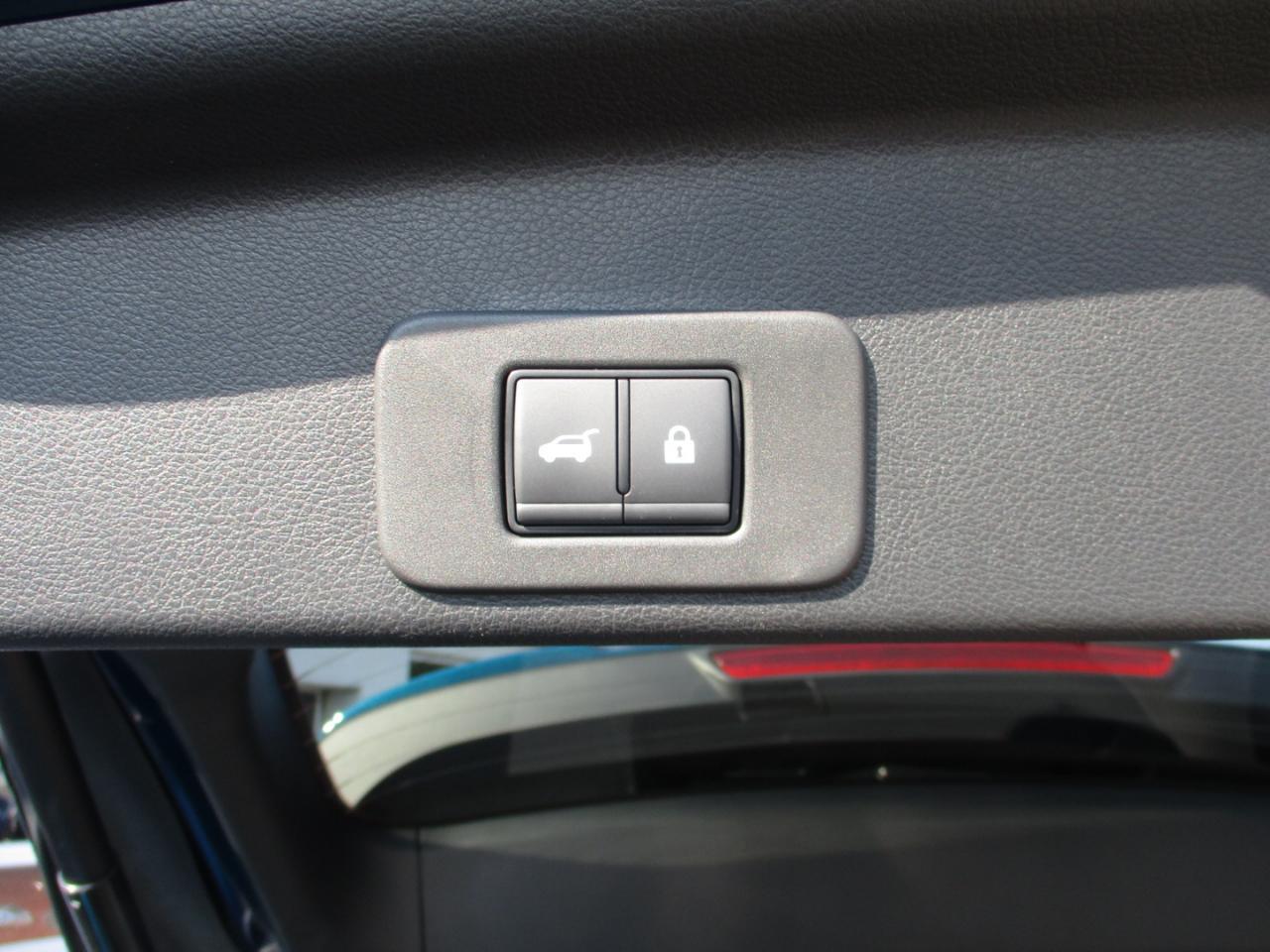 Nissan Murano AWD Platinum *Ltd Avail* 2026
