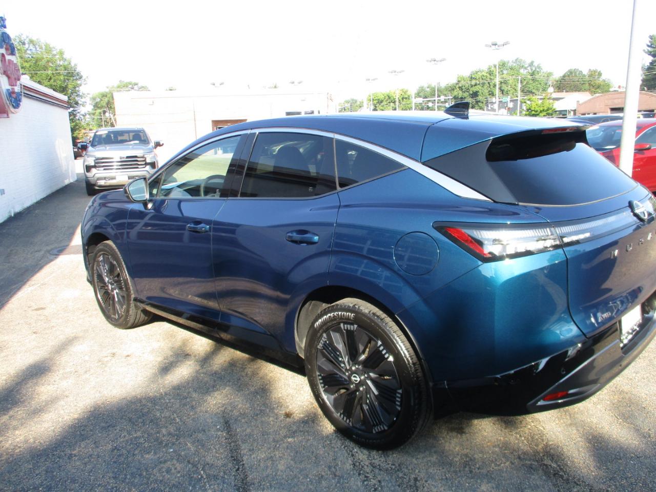 Nissan Murano AWD Platinum *Ltd Avail* 2026