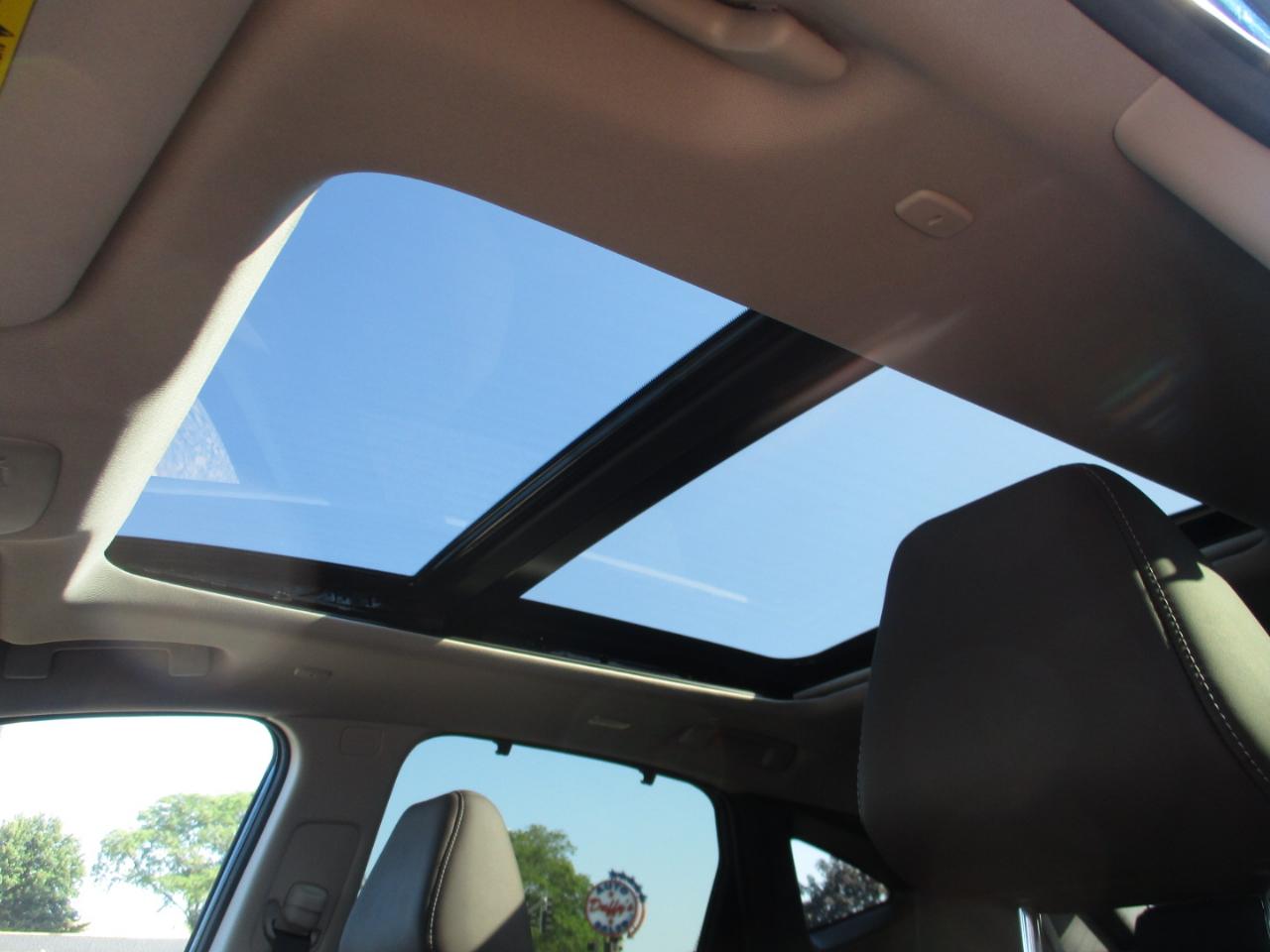 Nissan Murano AWD Platinum *Ltd Avail* 2026
