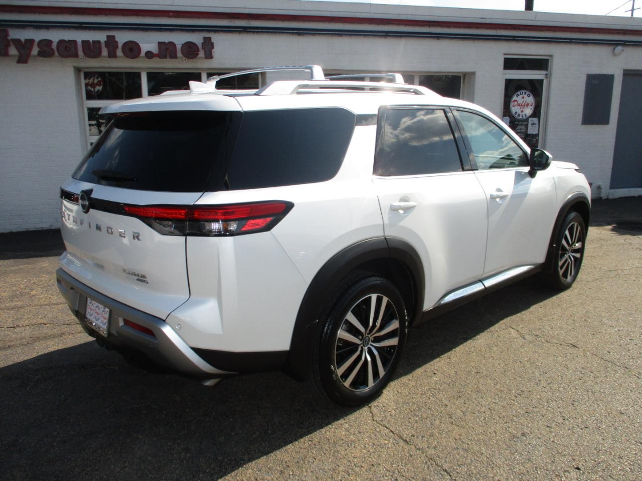 Nissan Pathfinder Platinum 4WD 2025