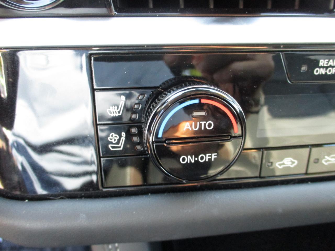 Nissan Pathfinder Platinum 4WD 2025