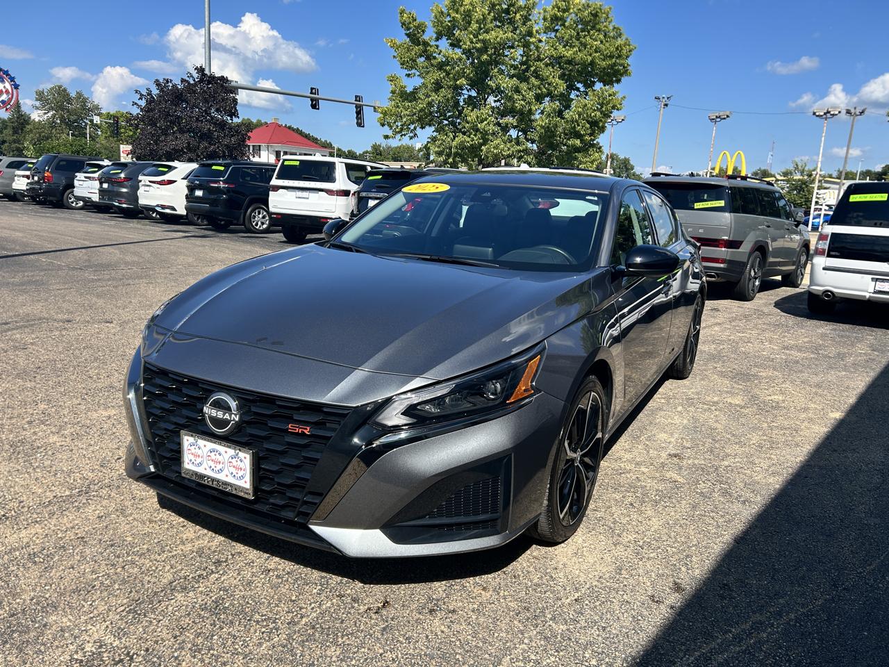 Nissan Altima SR FWD 2025