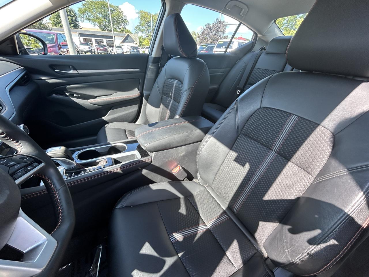 Nissan Altima SR FWD 2025