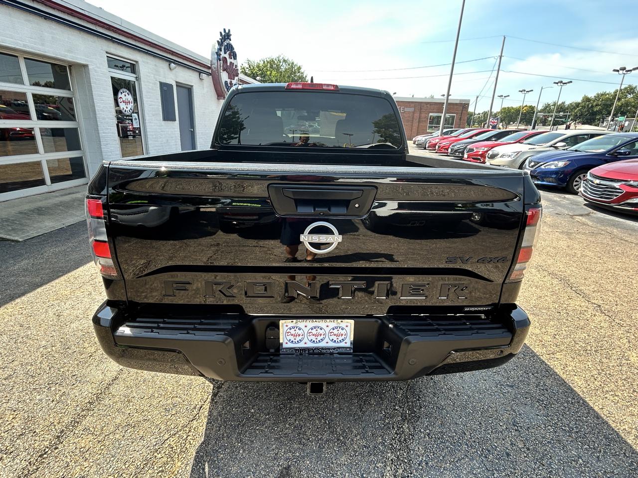 Nissan Frontier Crew Cab 4x4 SV Auto 2023