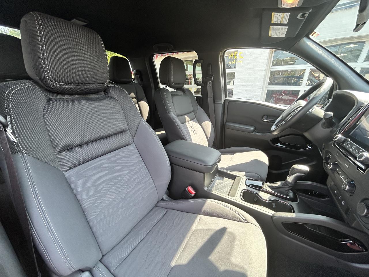Nissan Frontier Crew Cab 4x4 SV Auto 2023