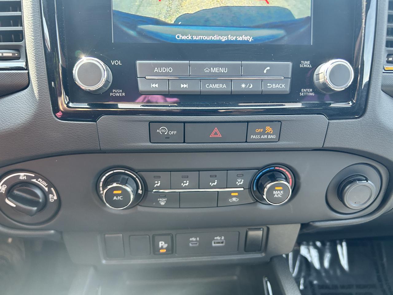 Nissan Frontier Crew Cab 4x4 SV Auto 2023