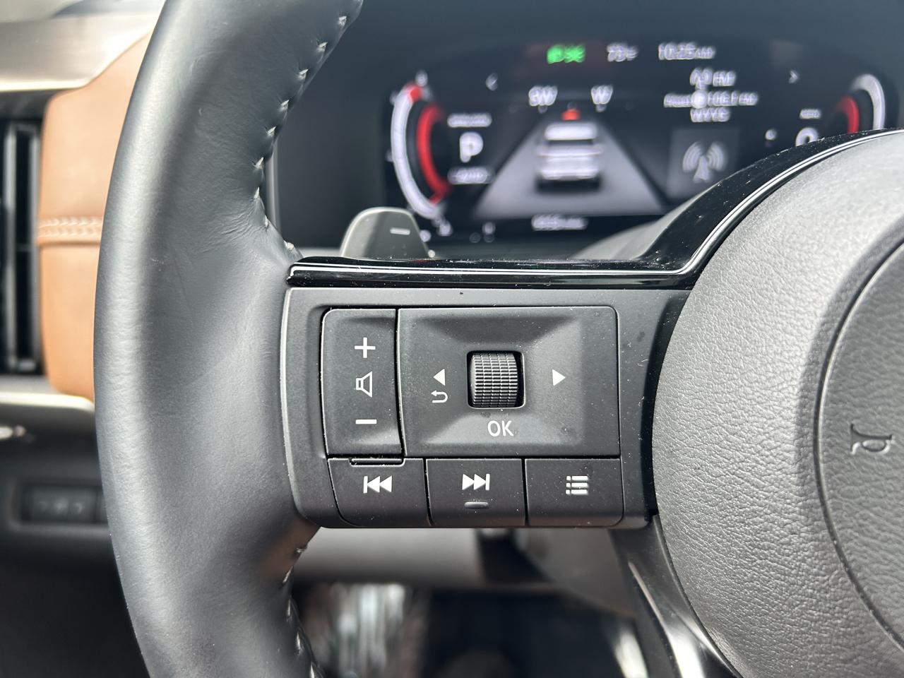 Nissan Pathfinder Platinum 4WD 2025