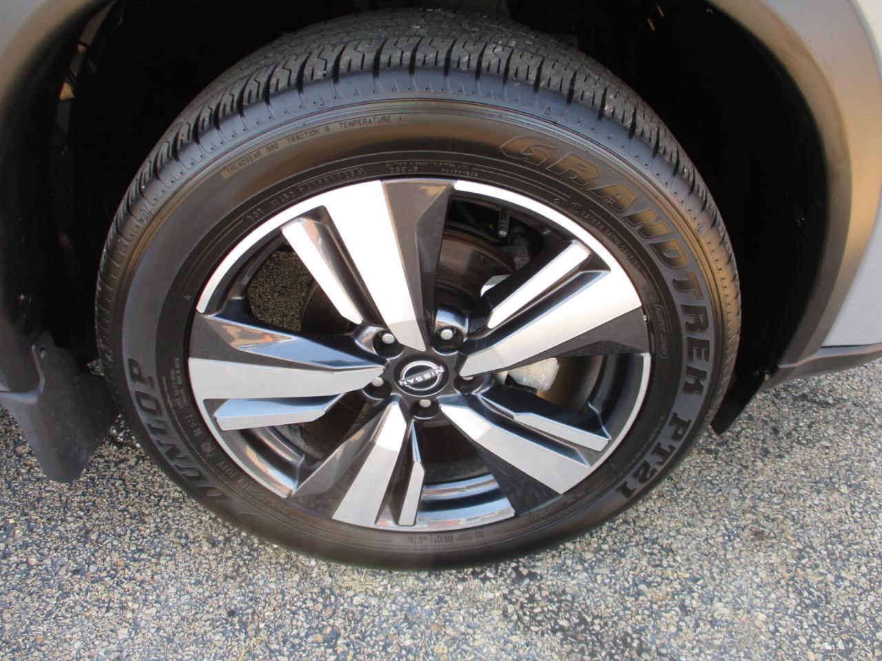 Nissan Rogue AWD SL 2025