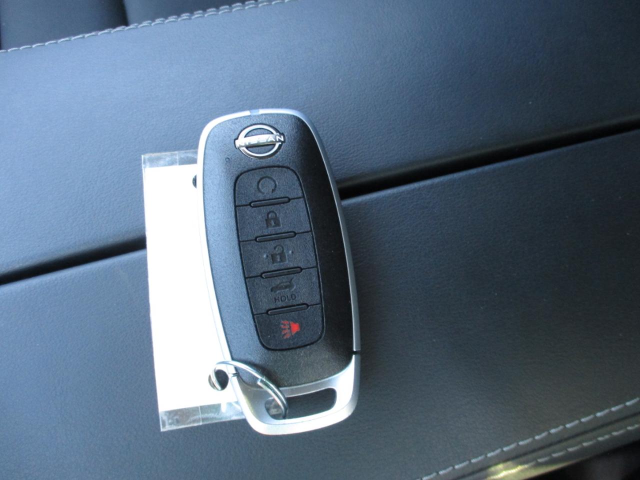 Nissan Rogue AWD SL 2025
