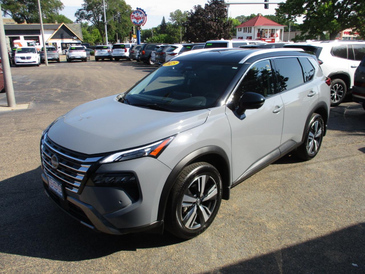Nissan Rogue AWD SL 2025
