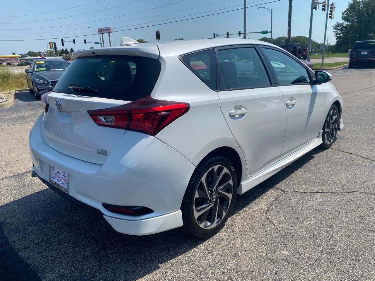 Toyota Corolla iM Manual (Natl) 2018