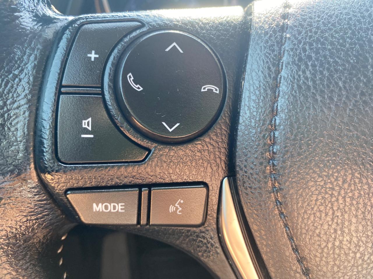 Toyota Corolla iM Manual (Natl) 2018