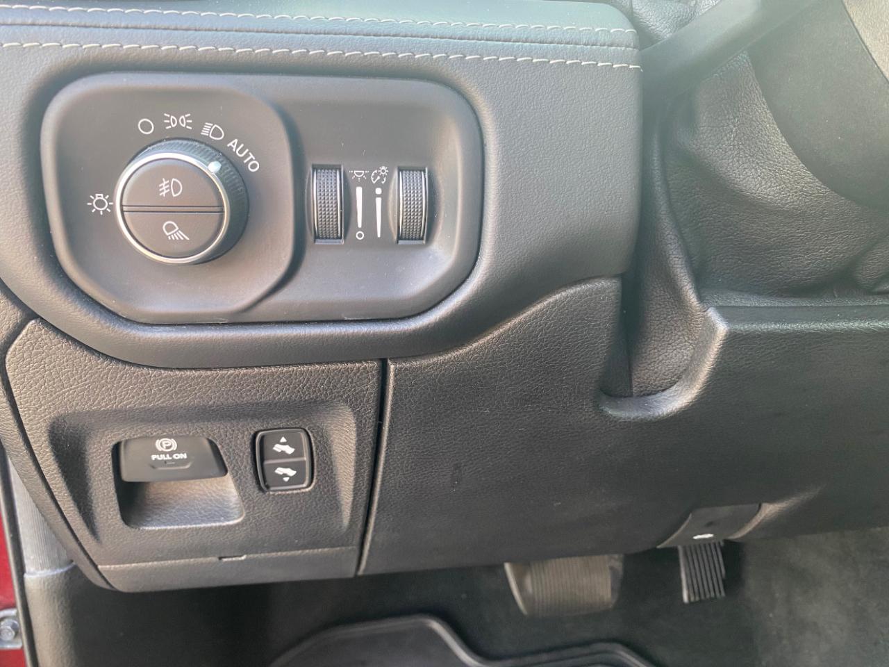 RAM 1500 Limited 4x4 Crew Cab 5'7" Box 2019