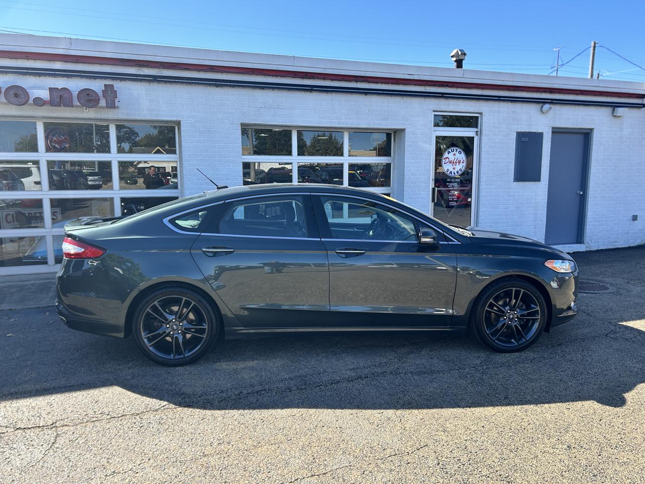 Ford Fusion 4dr Sdn Titanium FWD 2015