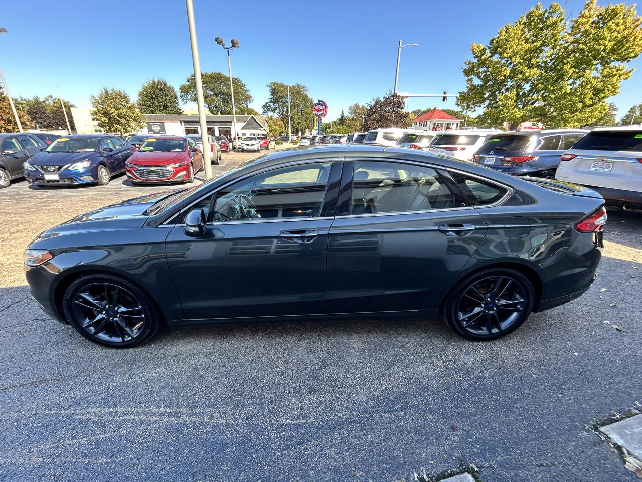 Ford Fusion 4dr Sdn Titanium FWD 2015