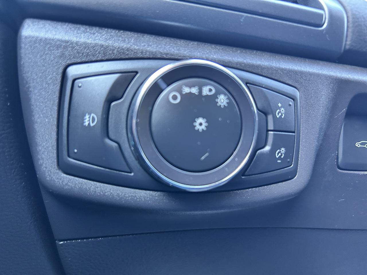 Ford Fusion 4dr Sdn Titanium FWD 2015