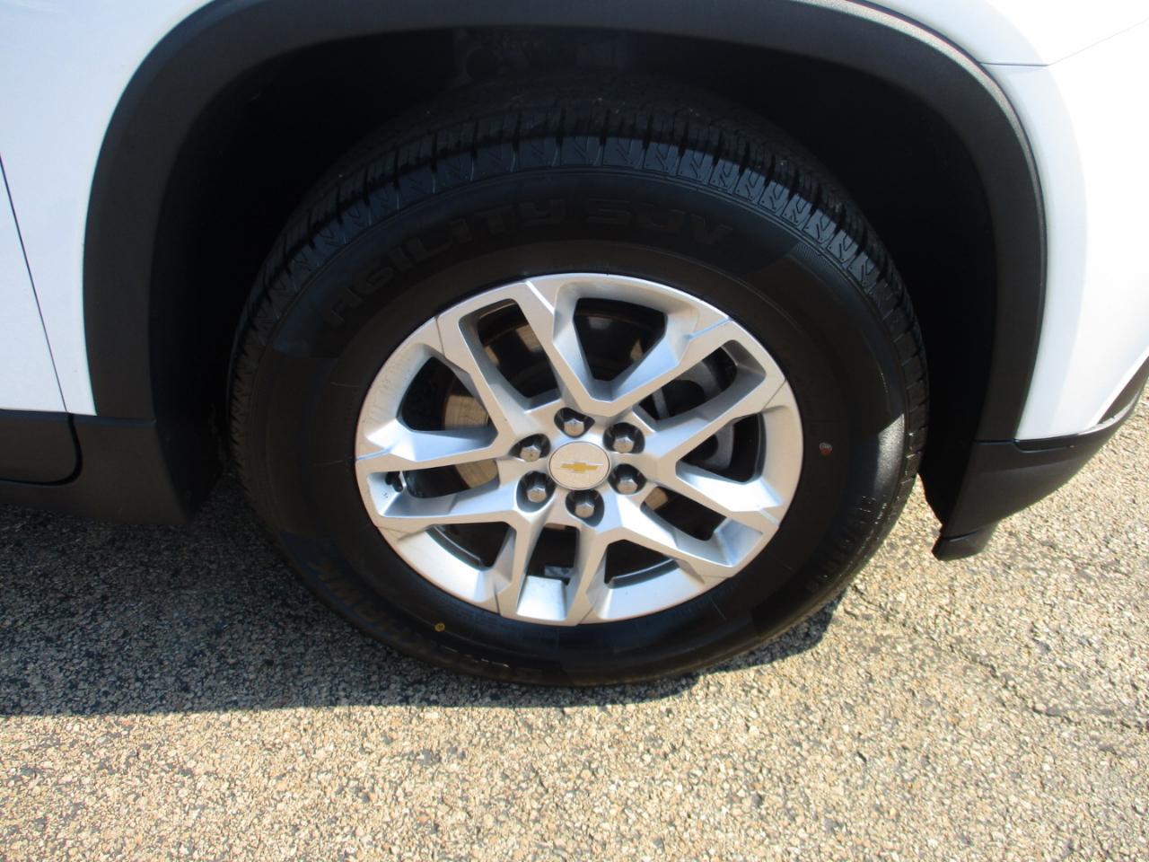 Chevrolet Traverse FWD 4dr L w/1L0 2018