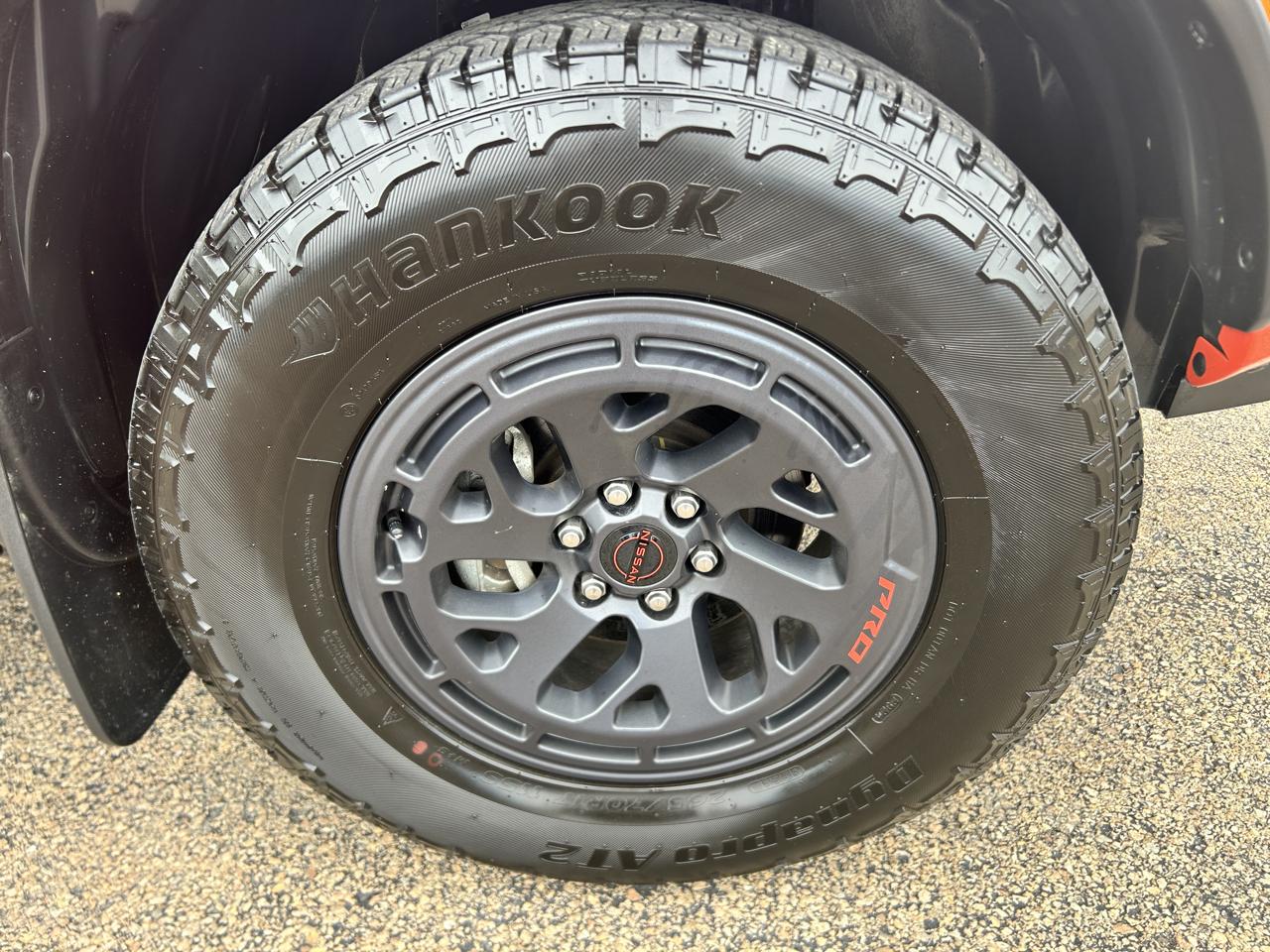 Nissan Frontier Crew Cab 4x4 PRO-4X 2025