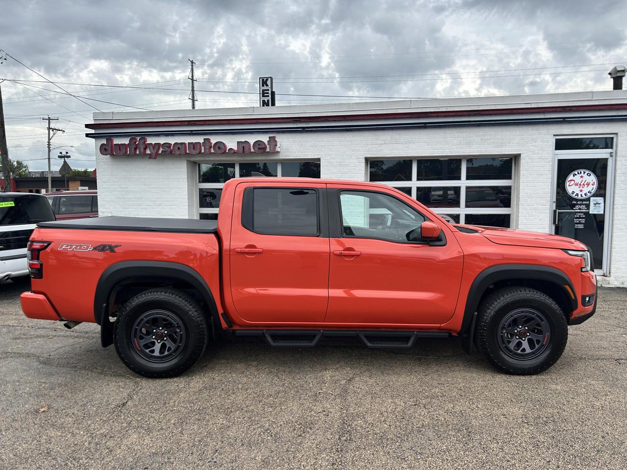 Nissan Frontier Crew Cab 4x4 PRO-4X 2025