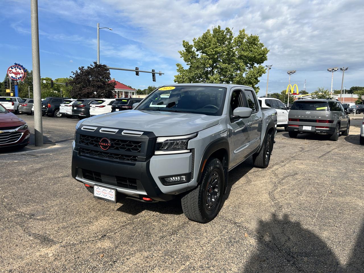 Nissan Frontier Crew Cab 4x4 PRO-4X 2025