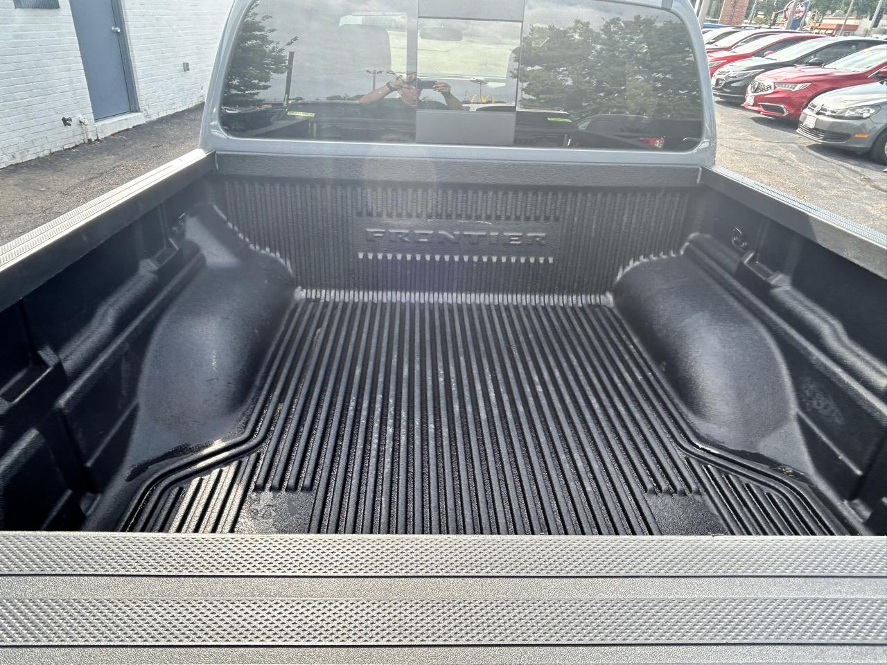 Nissan Frontier Crew Cab 4x4 PRO-4X 2025