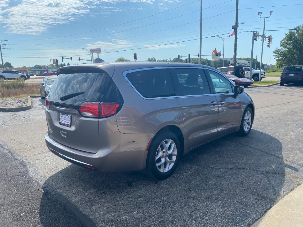 Chrysler Pacifica Touring Plus FWD 2017