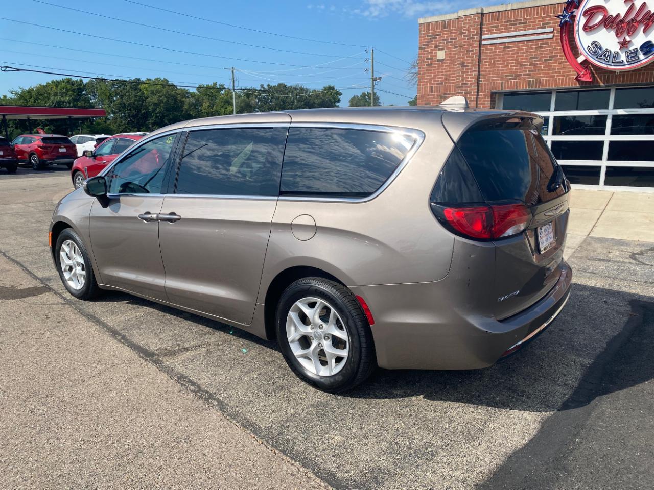 Chrysler Pacifica Touring Plus FWD 2017