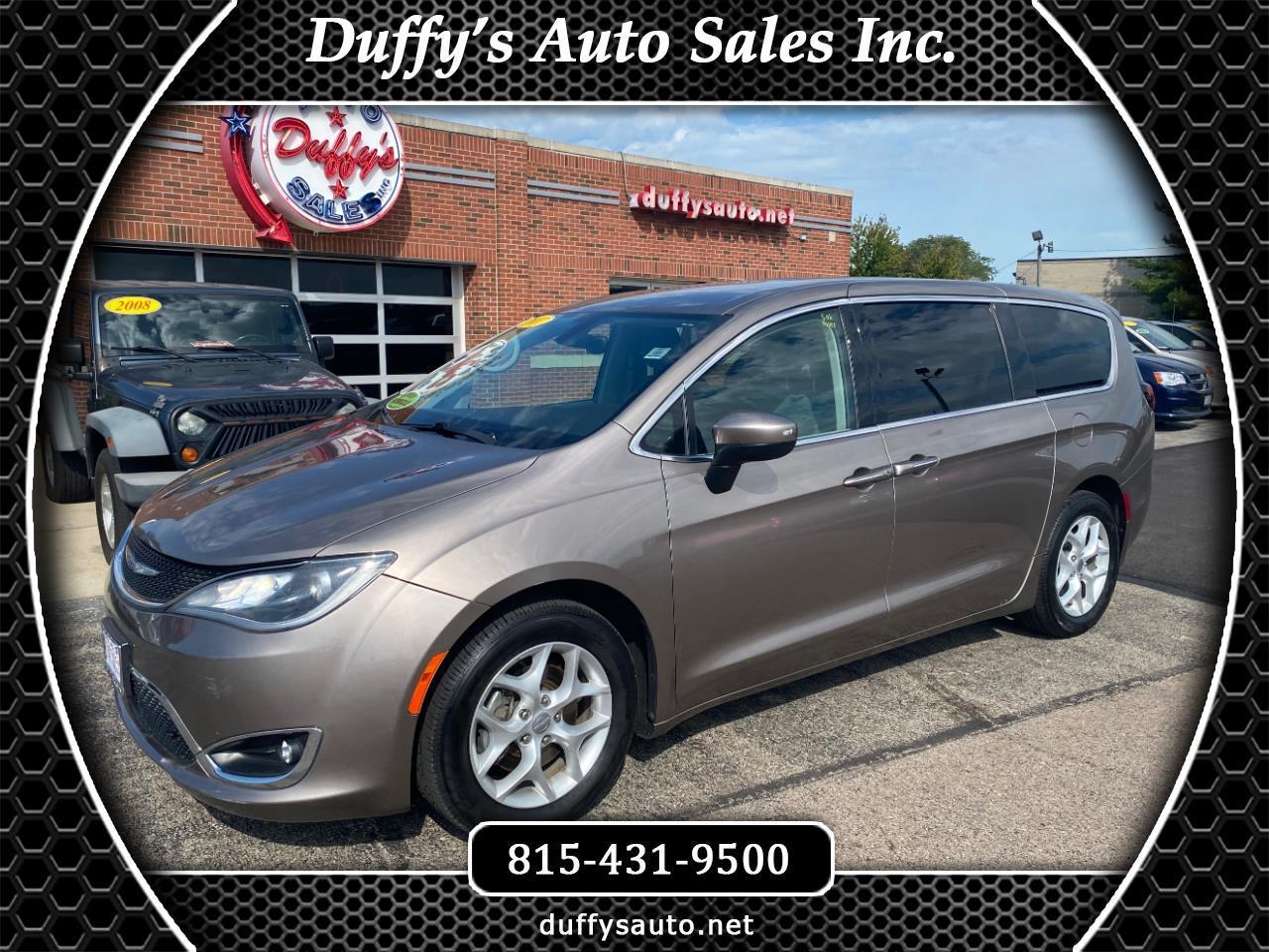Chrysler Pacifica Touring Plus FWD 2017