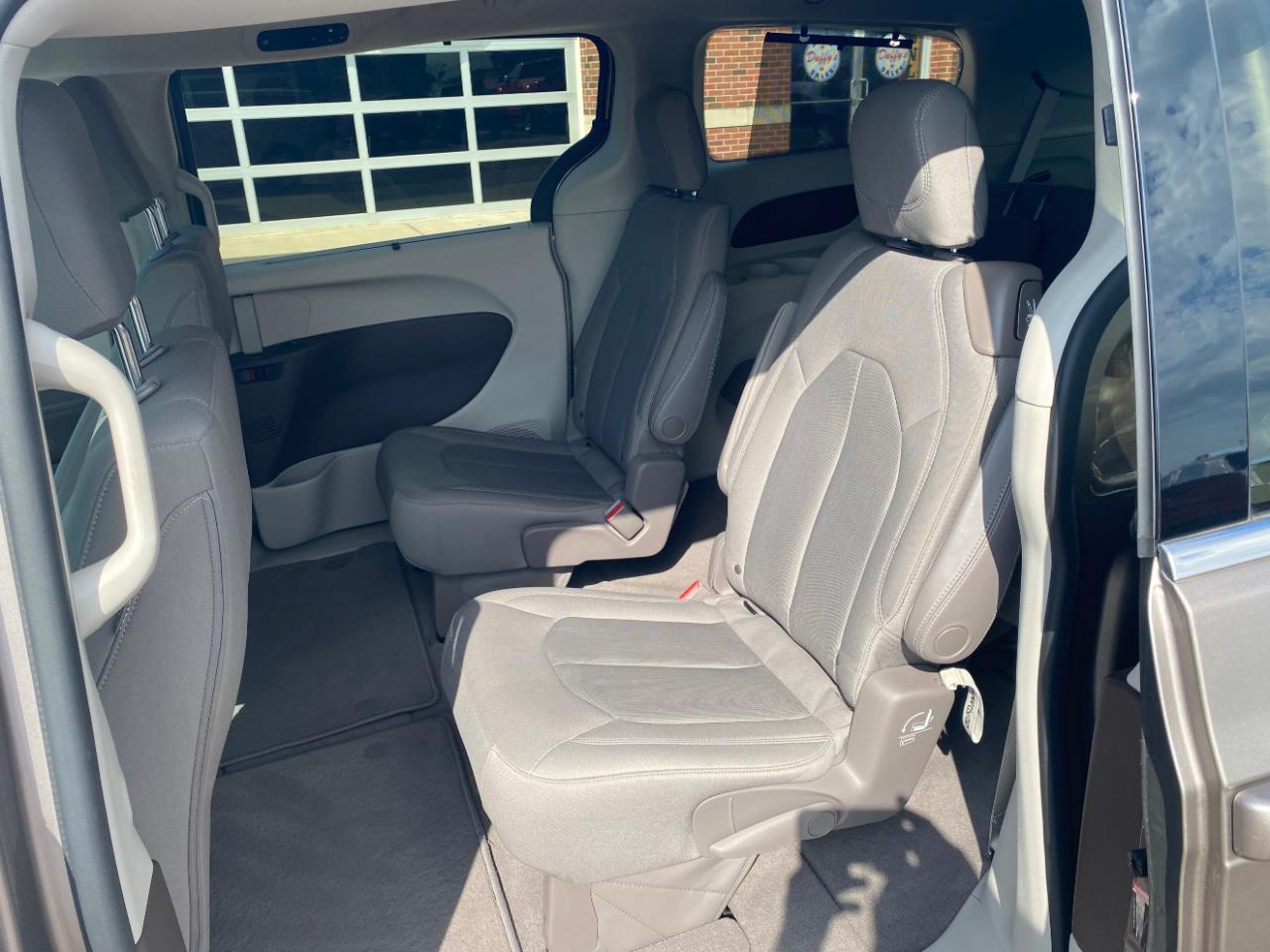 Chrysler Pacifica Touring Plus FWD 2017