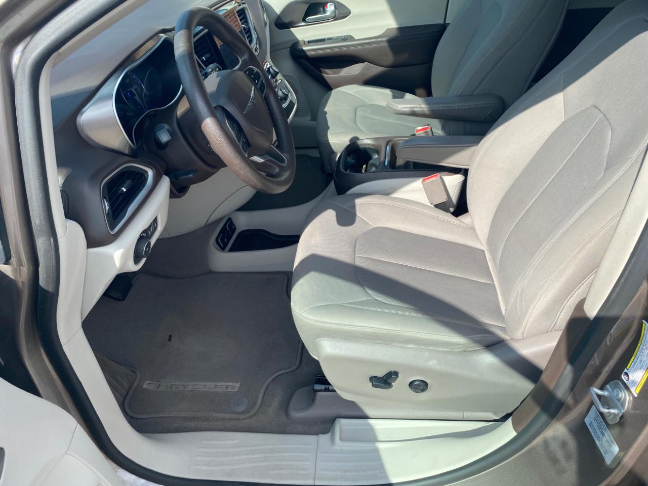 Chrysler Pacifica Touring Plus FWD 2017