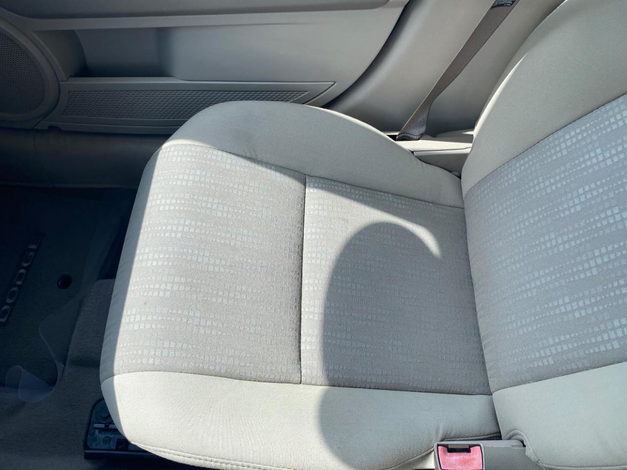 Dodge Caliber 4dr HB FWD 2007