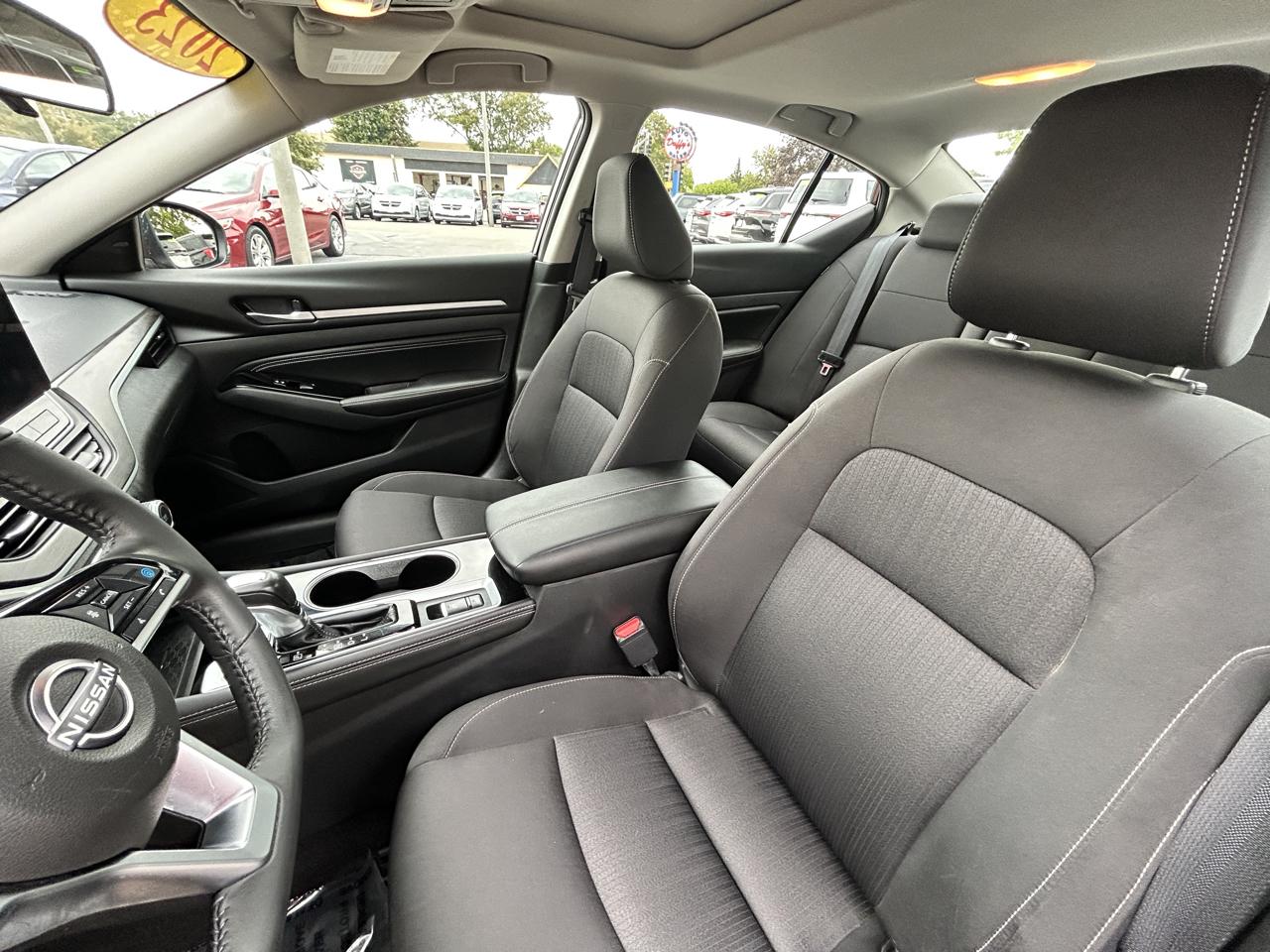 Nissan Altima 2.5 SV AWD Sedan 2023
