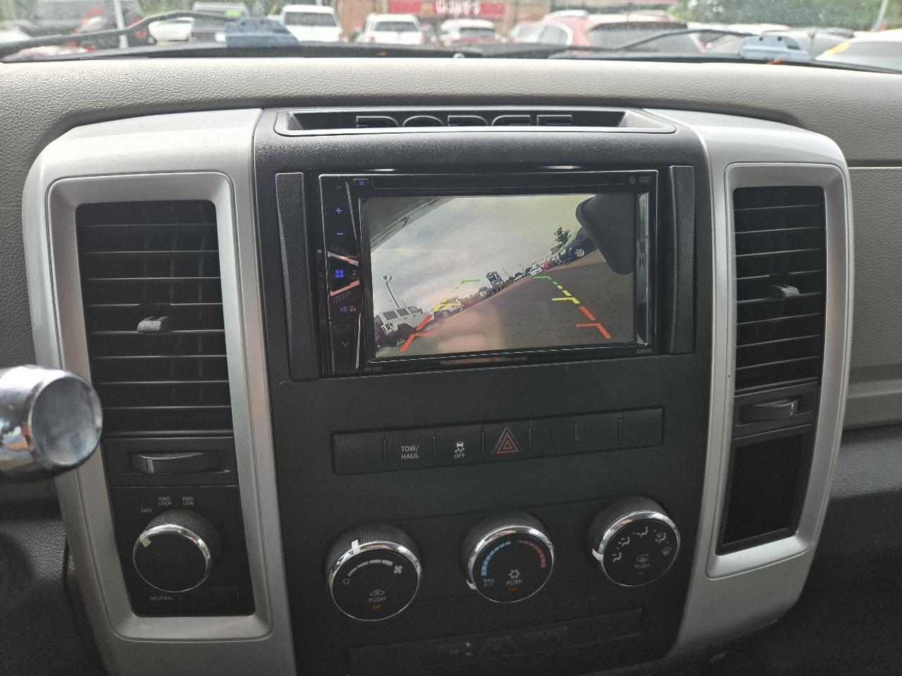 RAM 1500 4WD Quad Cab 140.5" SLT 2011