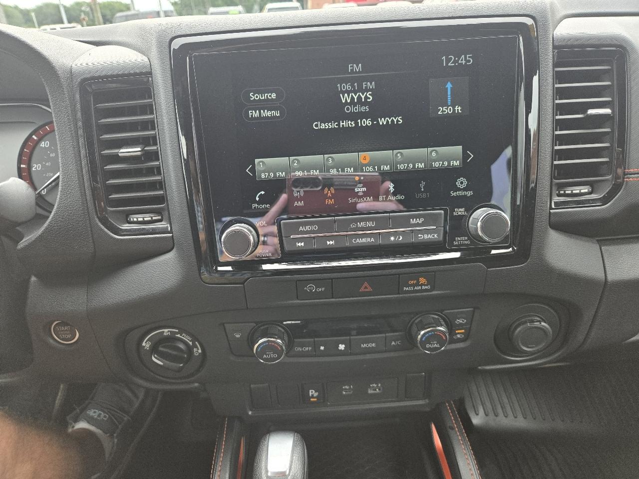 Nissan Frontier Crew Cab 4x4 PRO-4X 2024