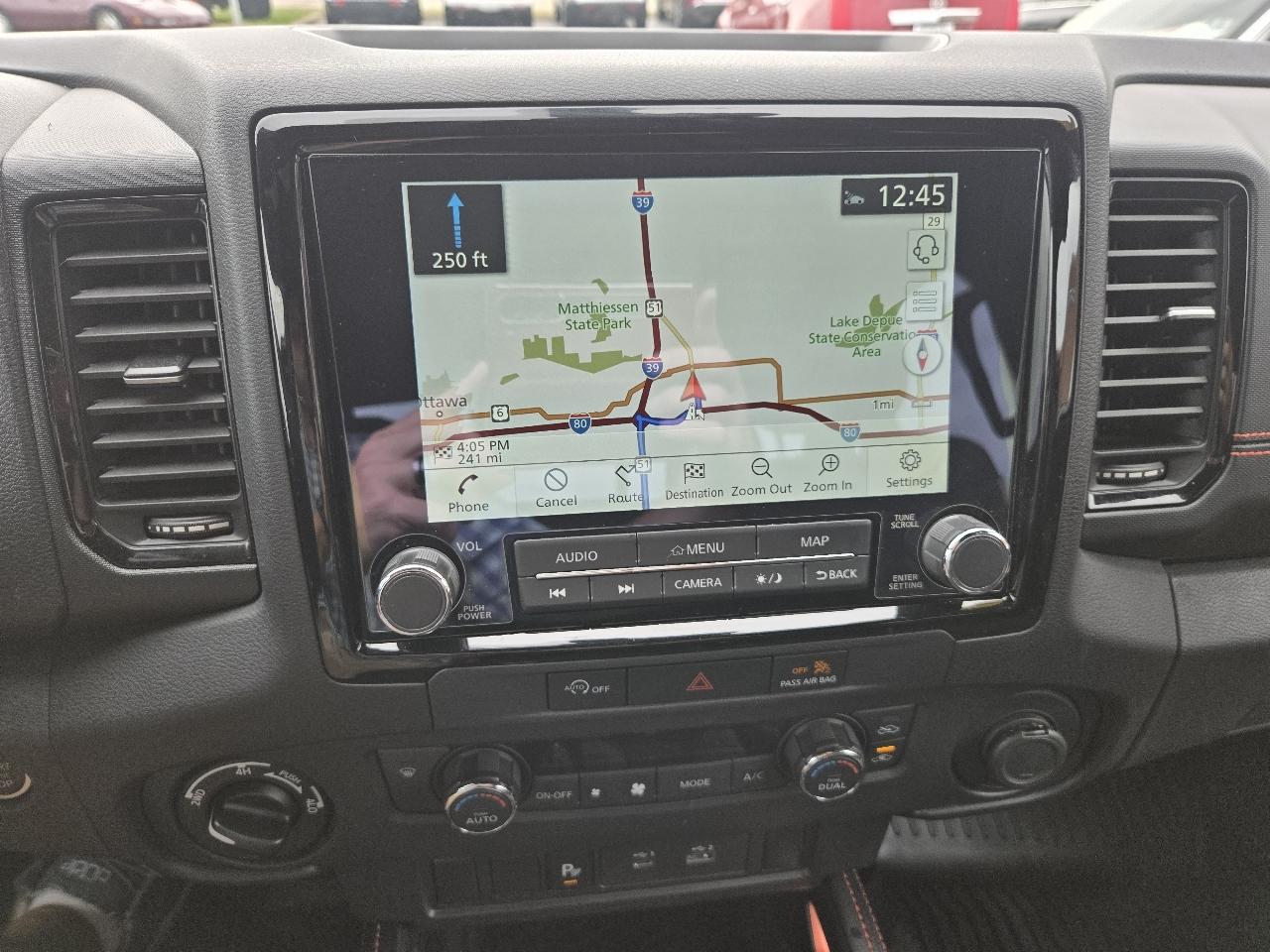 Nissan Frontier Crew Cab 4x4 PRO-4X 2024