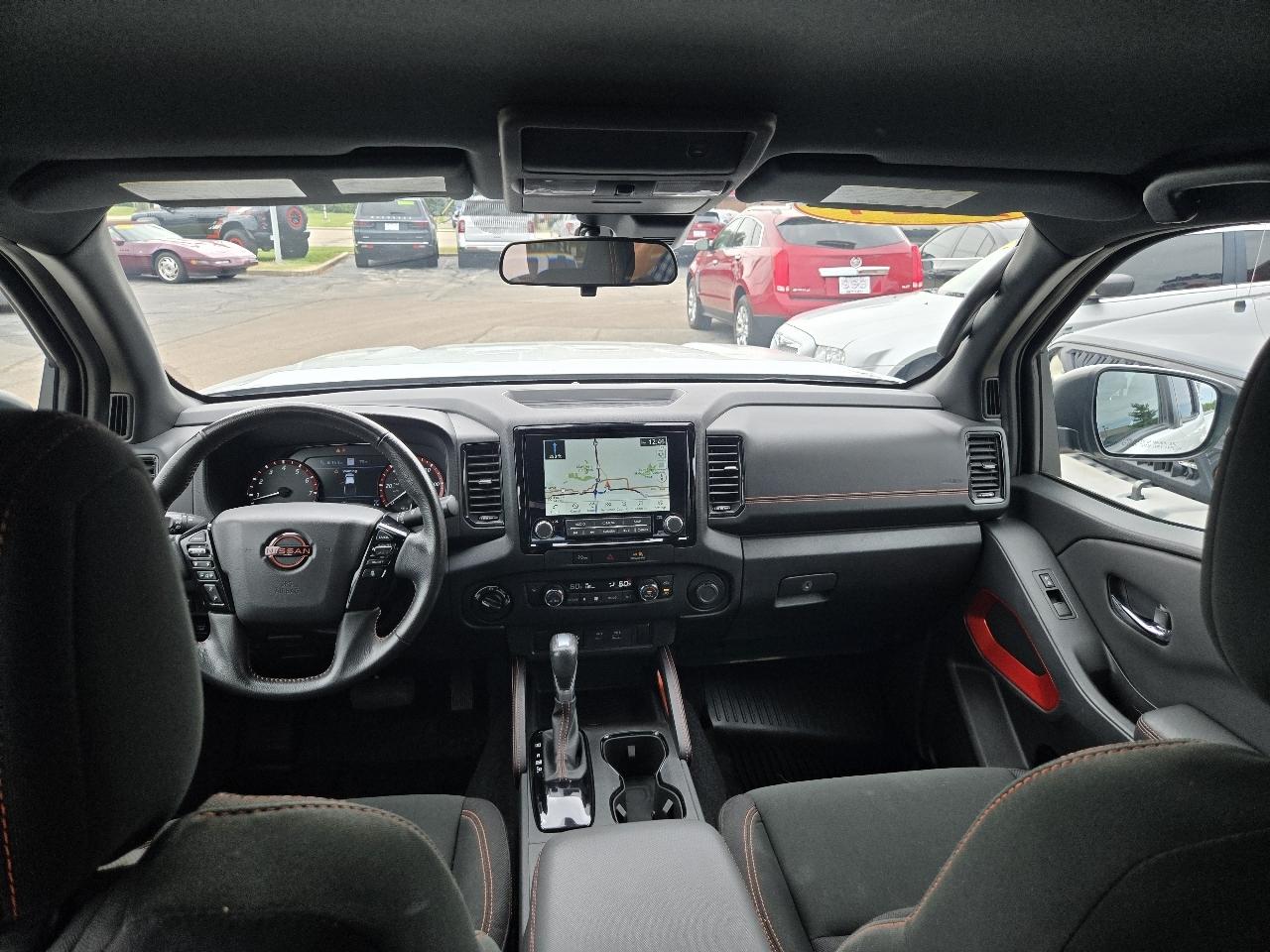 Nissan Frontier Crew Cab 4x4 PRO-4X 2024