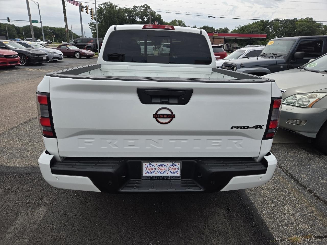 Nissan Frontier Crew Cab 4x4 PRO-4X 2024