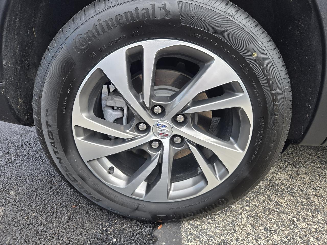 Buick Envision FWD 4dr Essence 2023