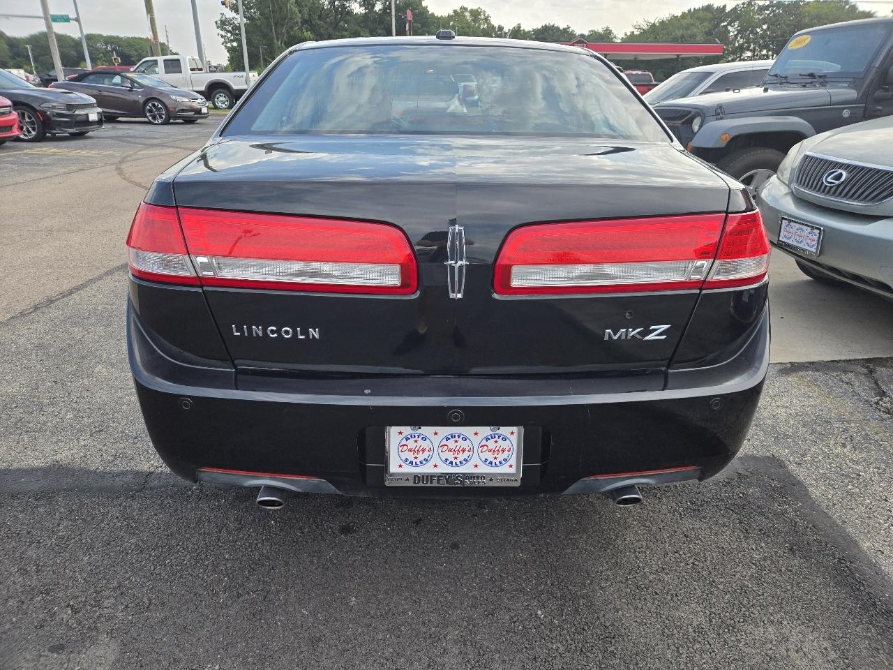Lincoln MKZ 4dr Sdn FWD 2011
