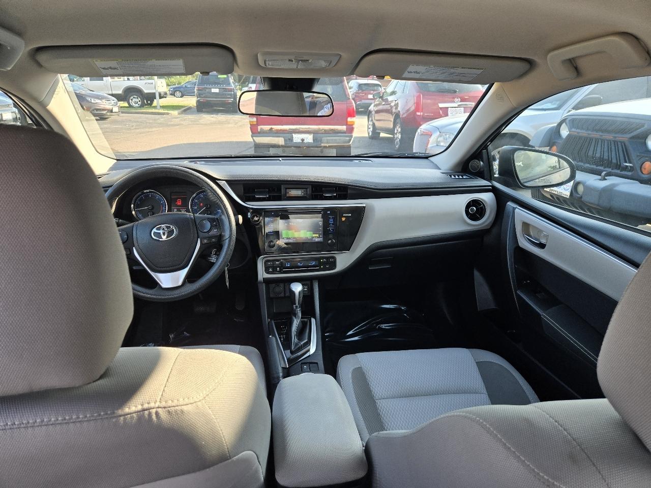 Toyota Corolla 50th Anniversary Special Edition CVT (Natl) 2017
