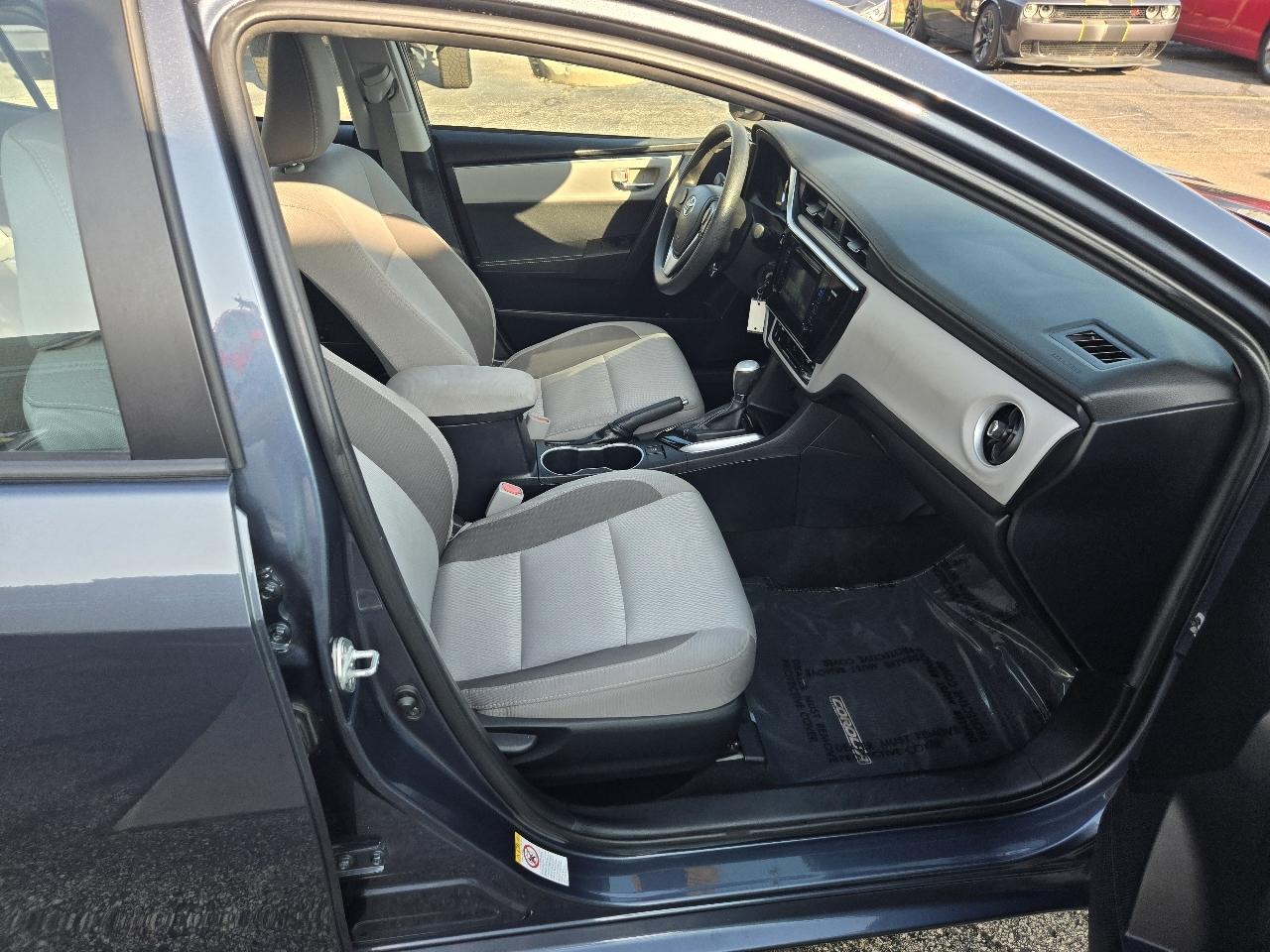 Toyota Corolla 50th Anniversary Special Edition CVT (Natl) 2017