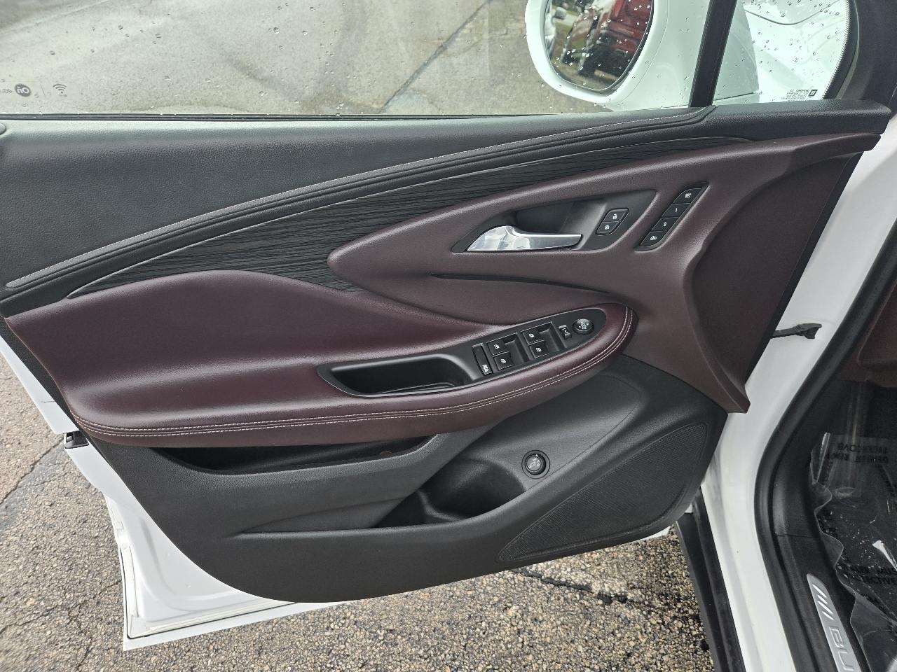 Buick Envision FWD 4dr Essence 2017