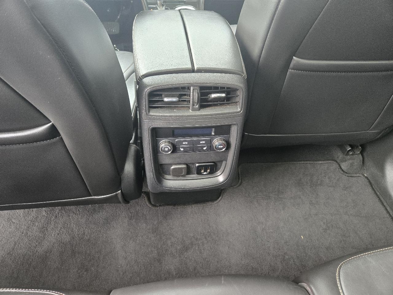 Buick Envision FWD 4dr Essence 2017
